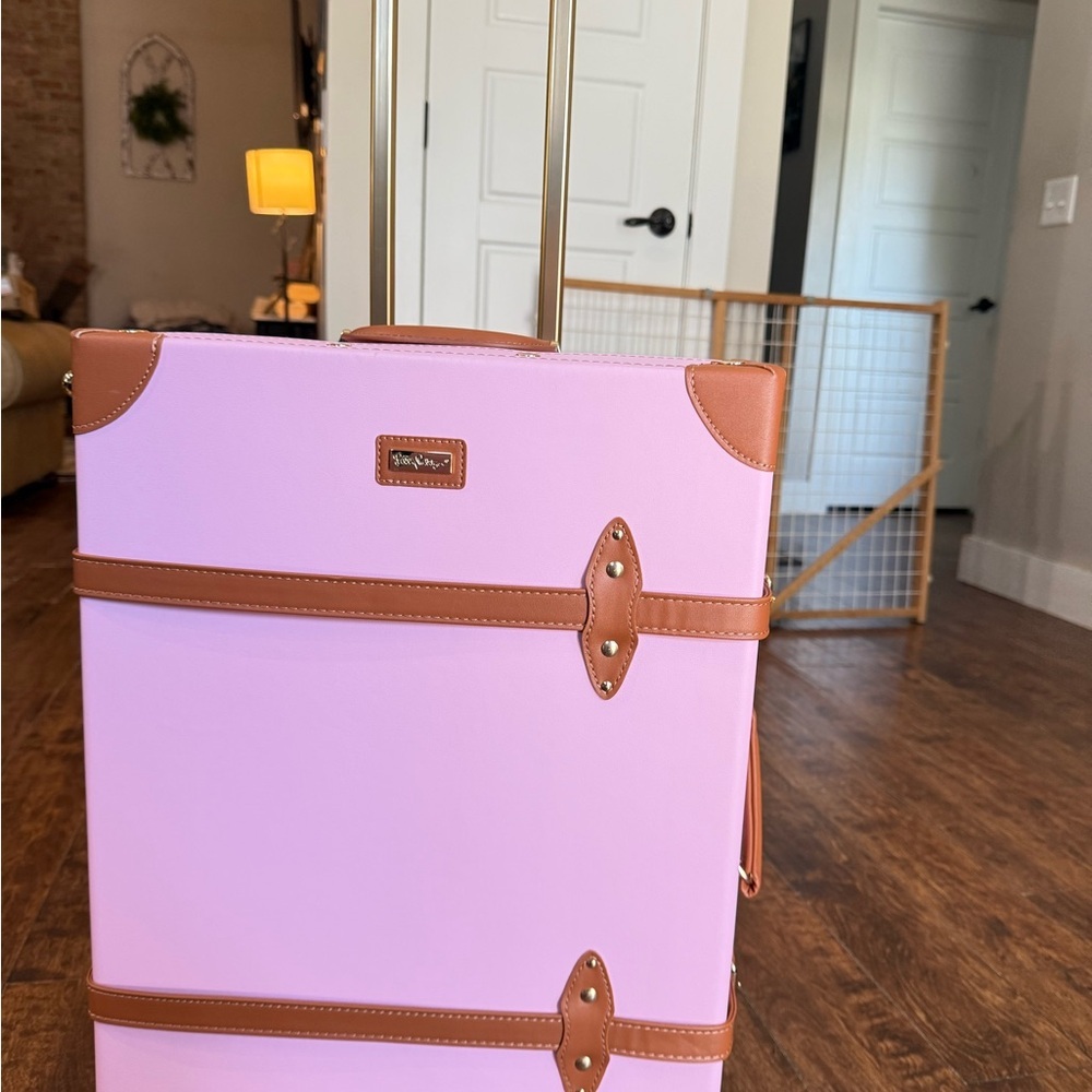 Lily Pulitzer Pink Hard Shell Carry-On Suitcase - Picture 4 of 7